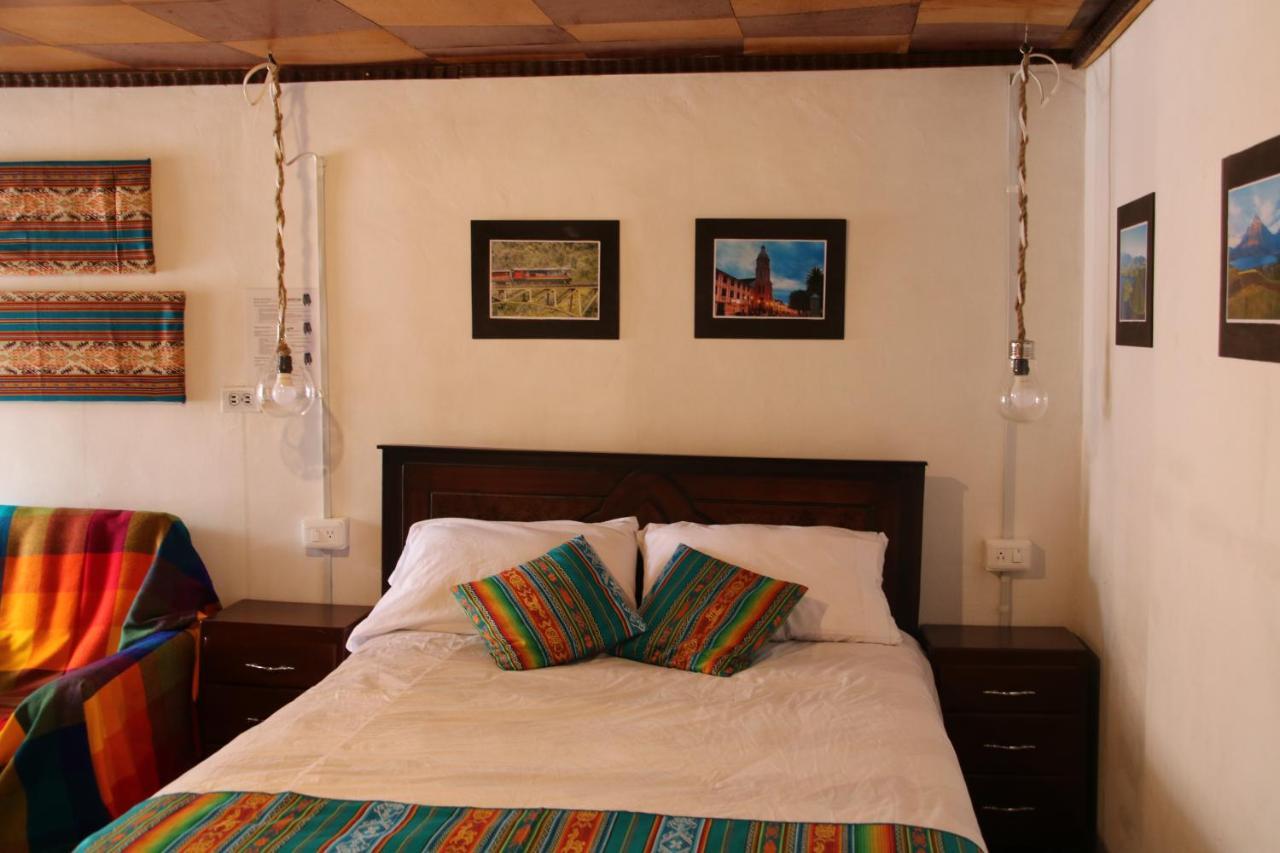 Hospedaje Los Ponchos Otavalo Luaran gambar